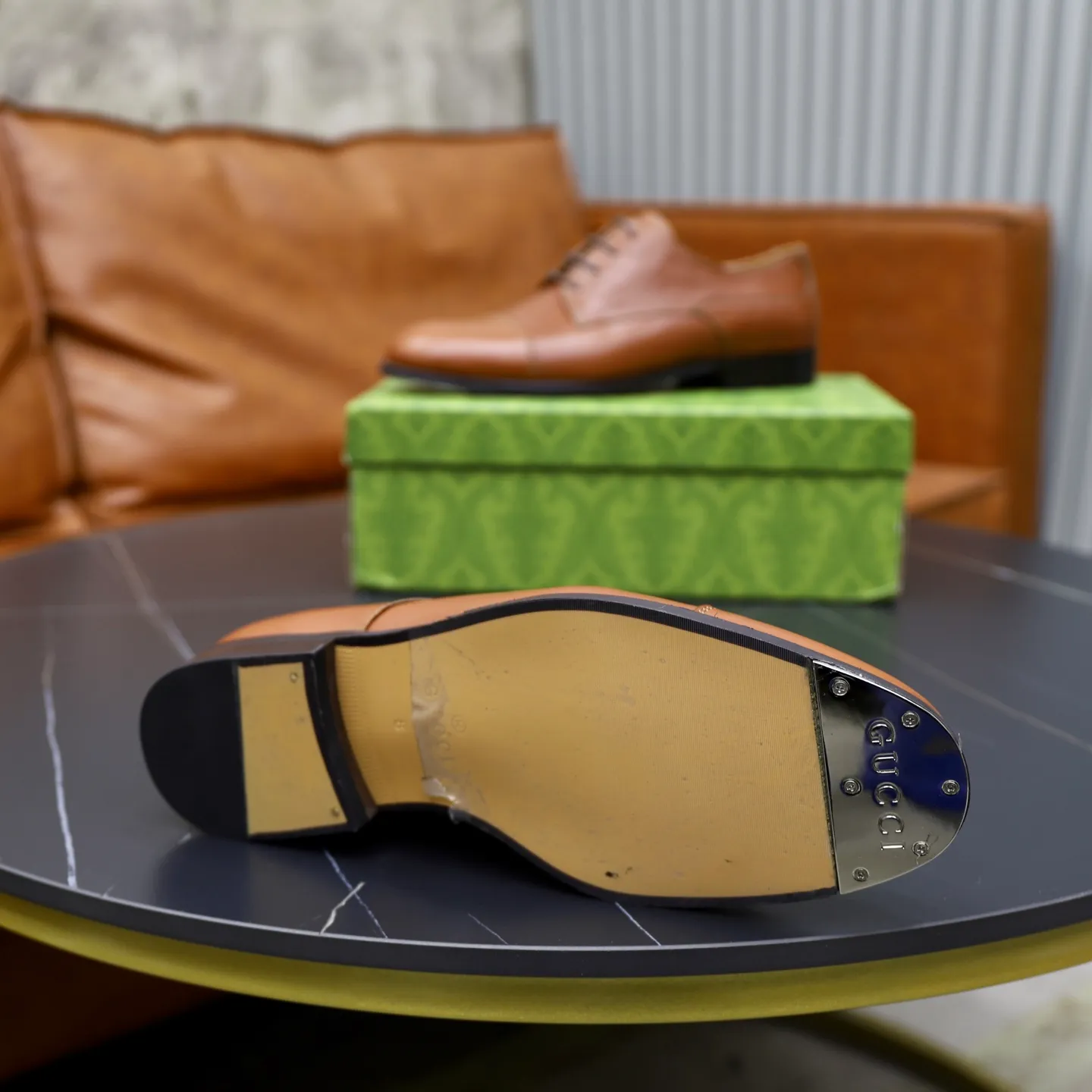 Men's shoes 💰660💰🙅‍♂️🙅‍♂️🙅‍♂️Niuli Brand: Gucci GuCCI Standard code: Men's code 39-44 (45 can be customized) Grade: Same style as the official website Original quality Material: Original cowhide surface Comfortable cowhide lining Original outsole Style category: Men's fashionable casual leather shoes Distinguished big-name luxury elements, top luxury Color: actual picture color
